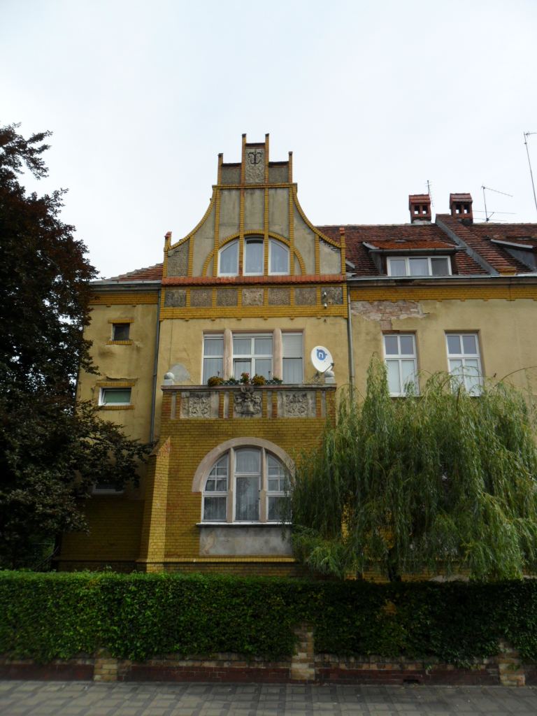 Dom, Gubin
