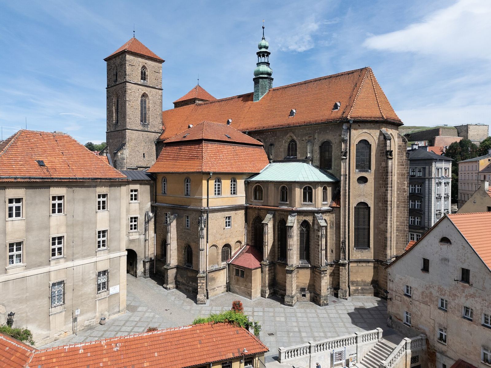 Kolegium jezuickie, ob. szkoła, Kłodzko