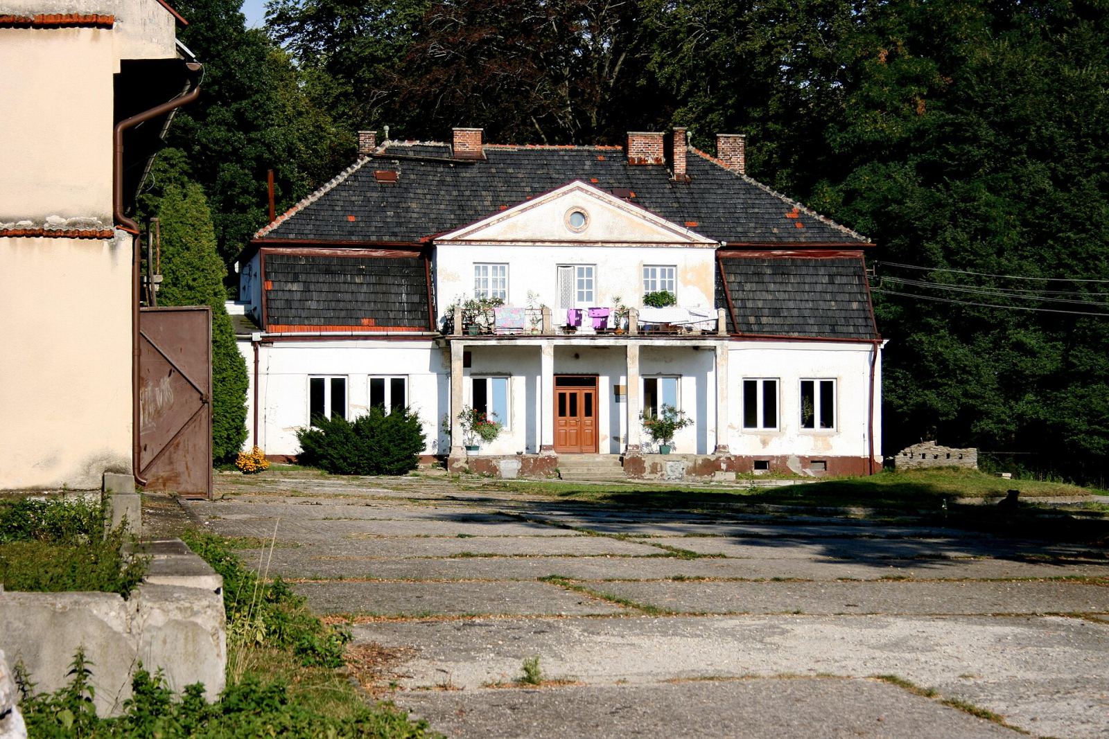 Pałac, Polanka Hallera