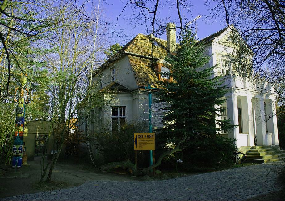 Willa, ob. Muzeum Pracownia Literacka Arkadego Fiedlera, Puszczykowo