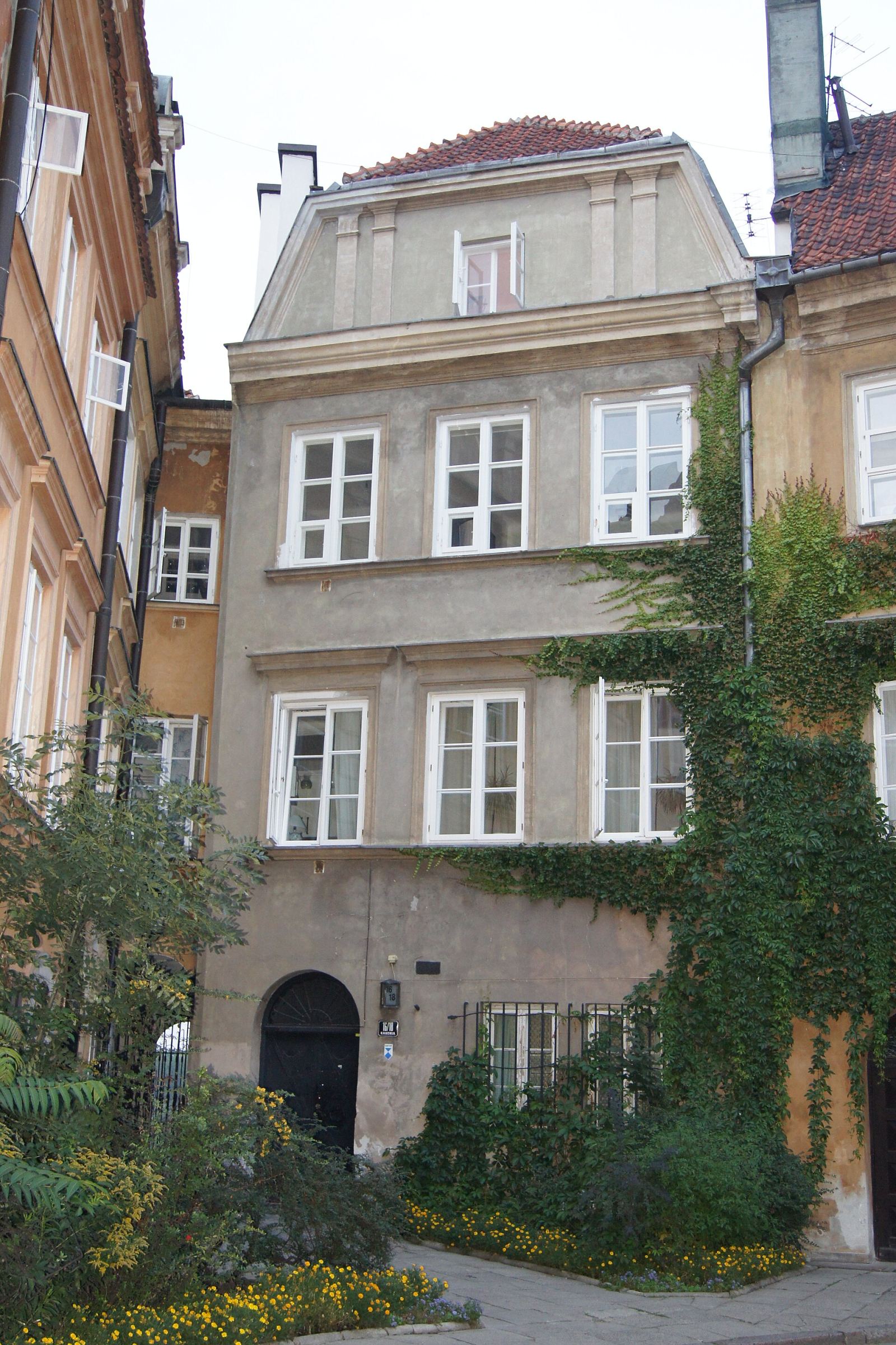 Kamienica, Warszawa