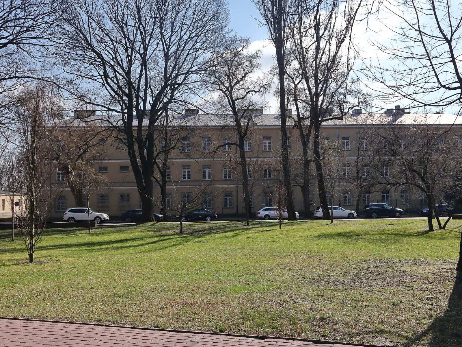 Budynek, Warszawa