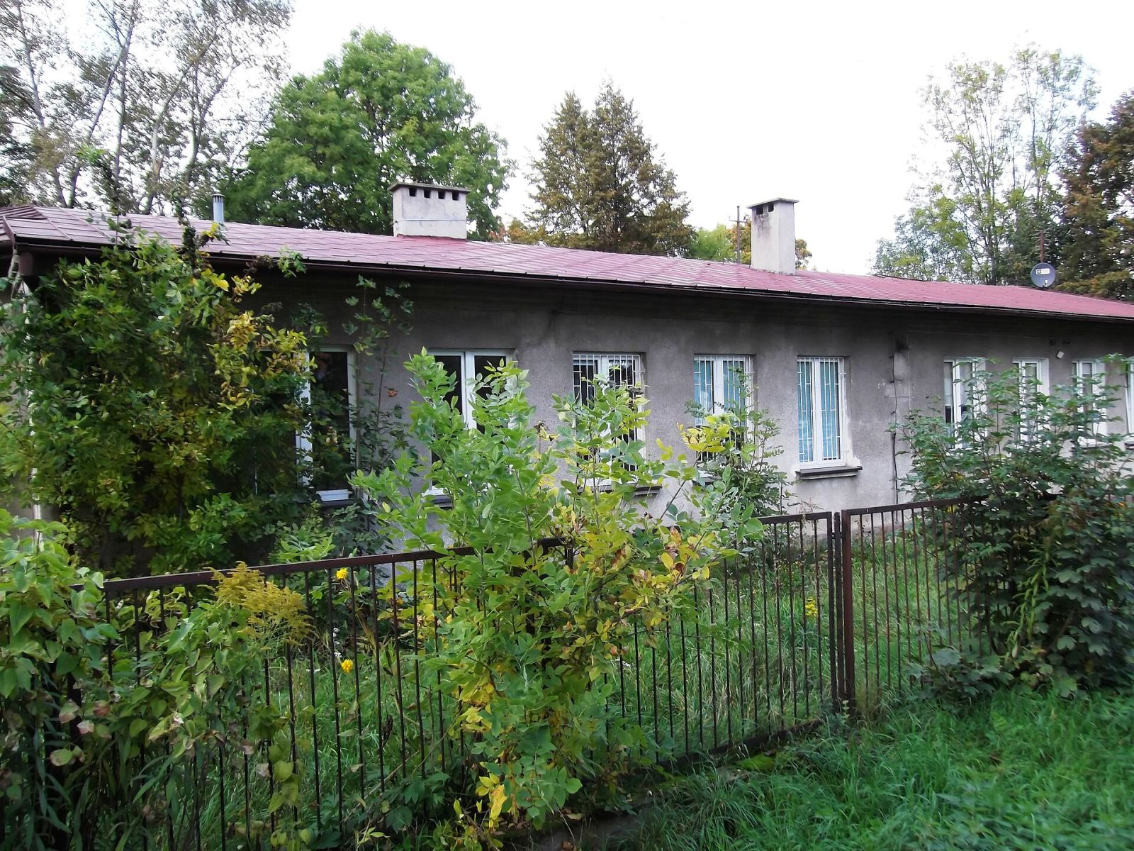 Zajazd, ob. szkoła, Pruszków