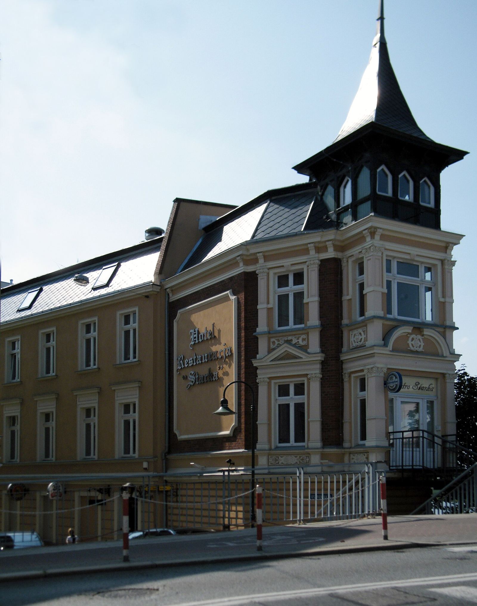 Dom, Opole
