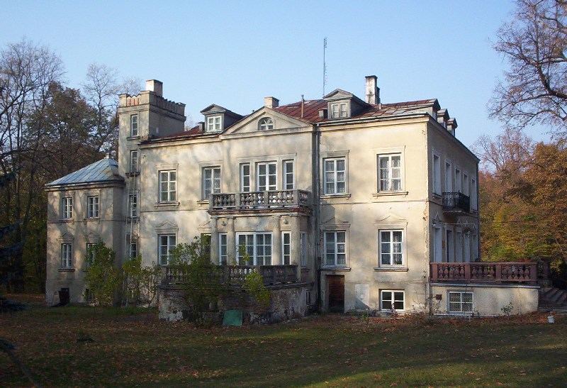 Dwór, Grzegorzewice