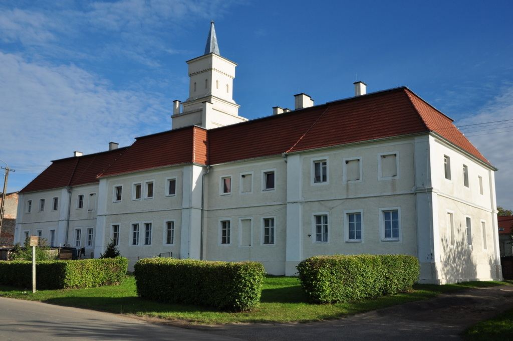 Oficyna, Głoska