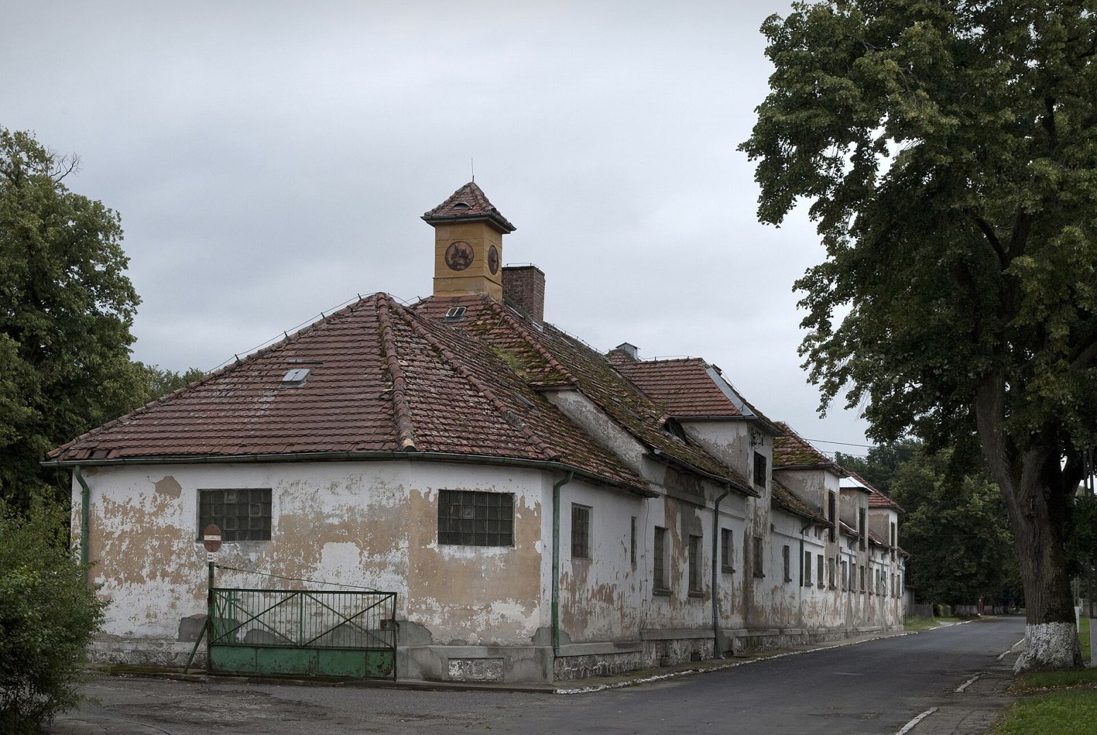 Stajnia, Osowo