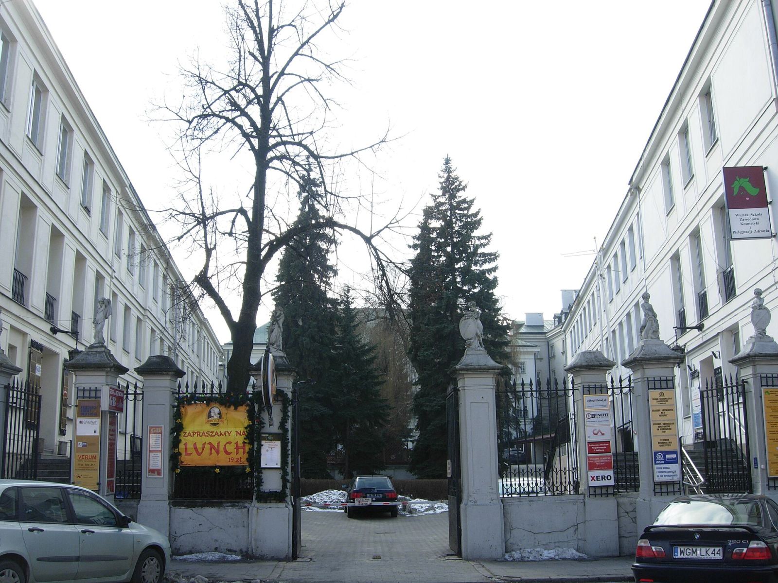 Ogrodzenie z bramami, Warszawa