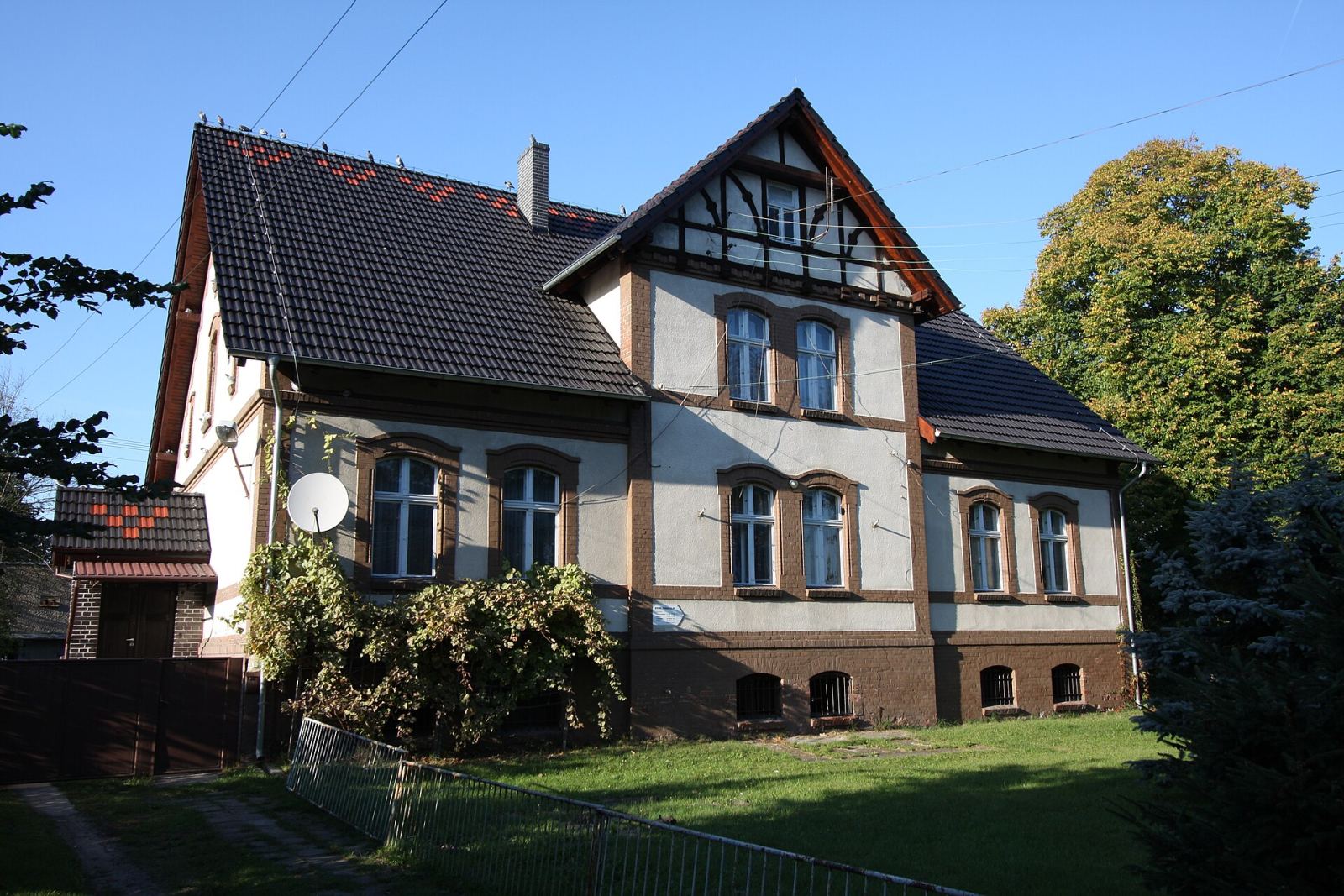 Pastorówka, ob. plebania, Boruja Kościelna