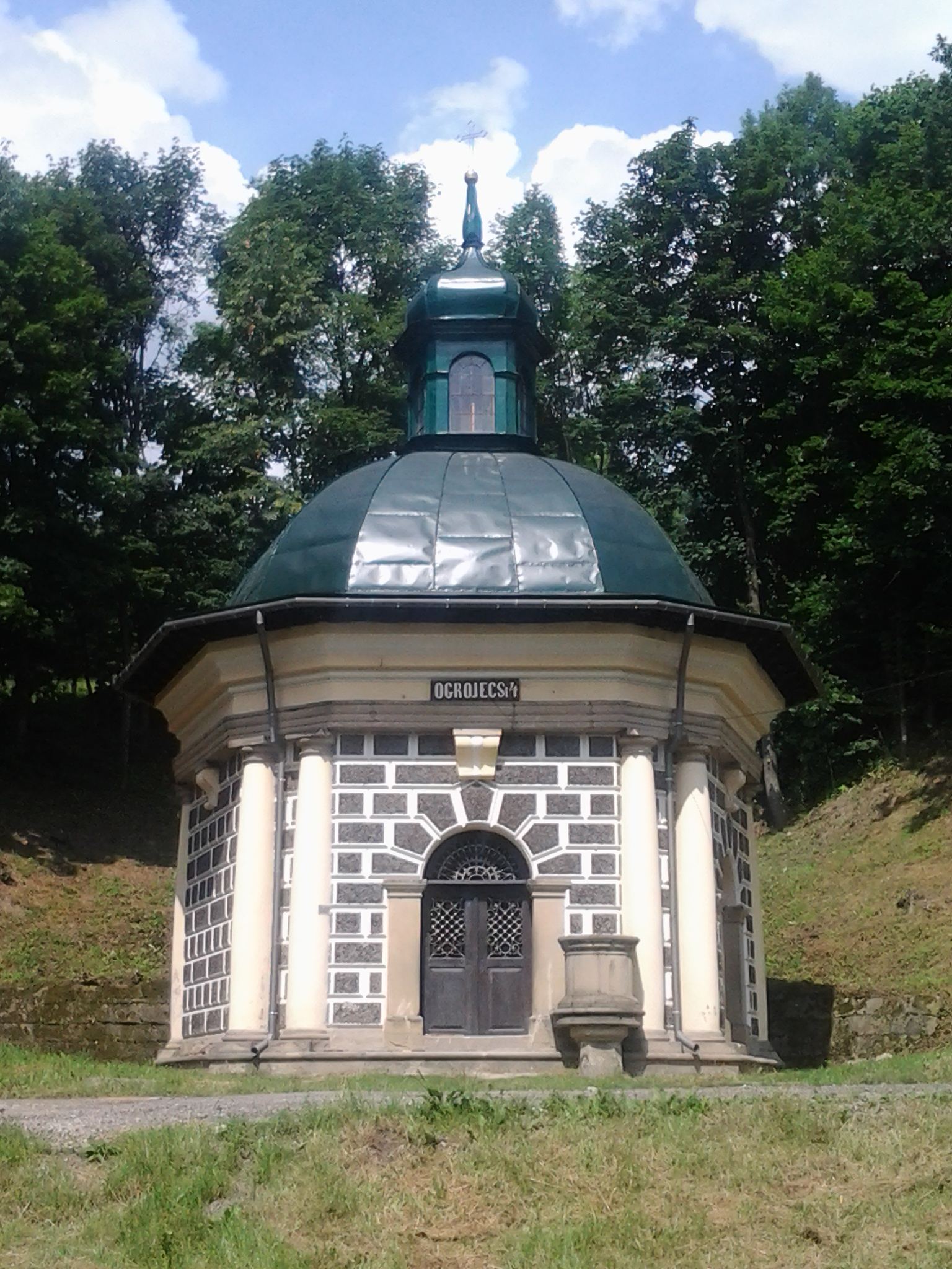 Kaplica Ogrójec, Brody