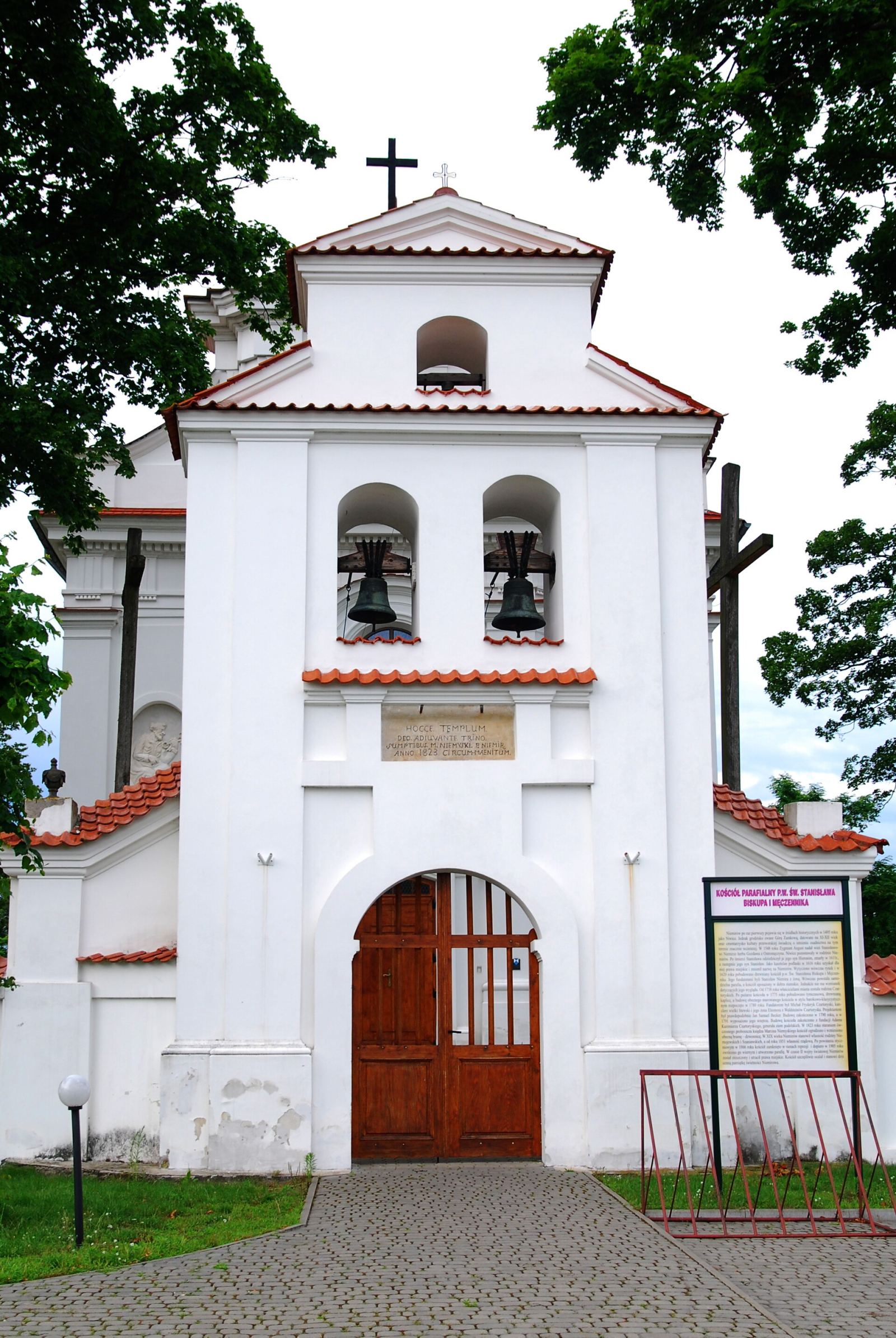 Dzwonnica-brama, Niemirów
