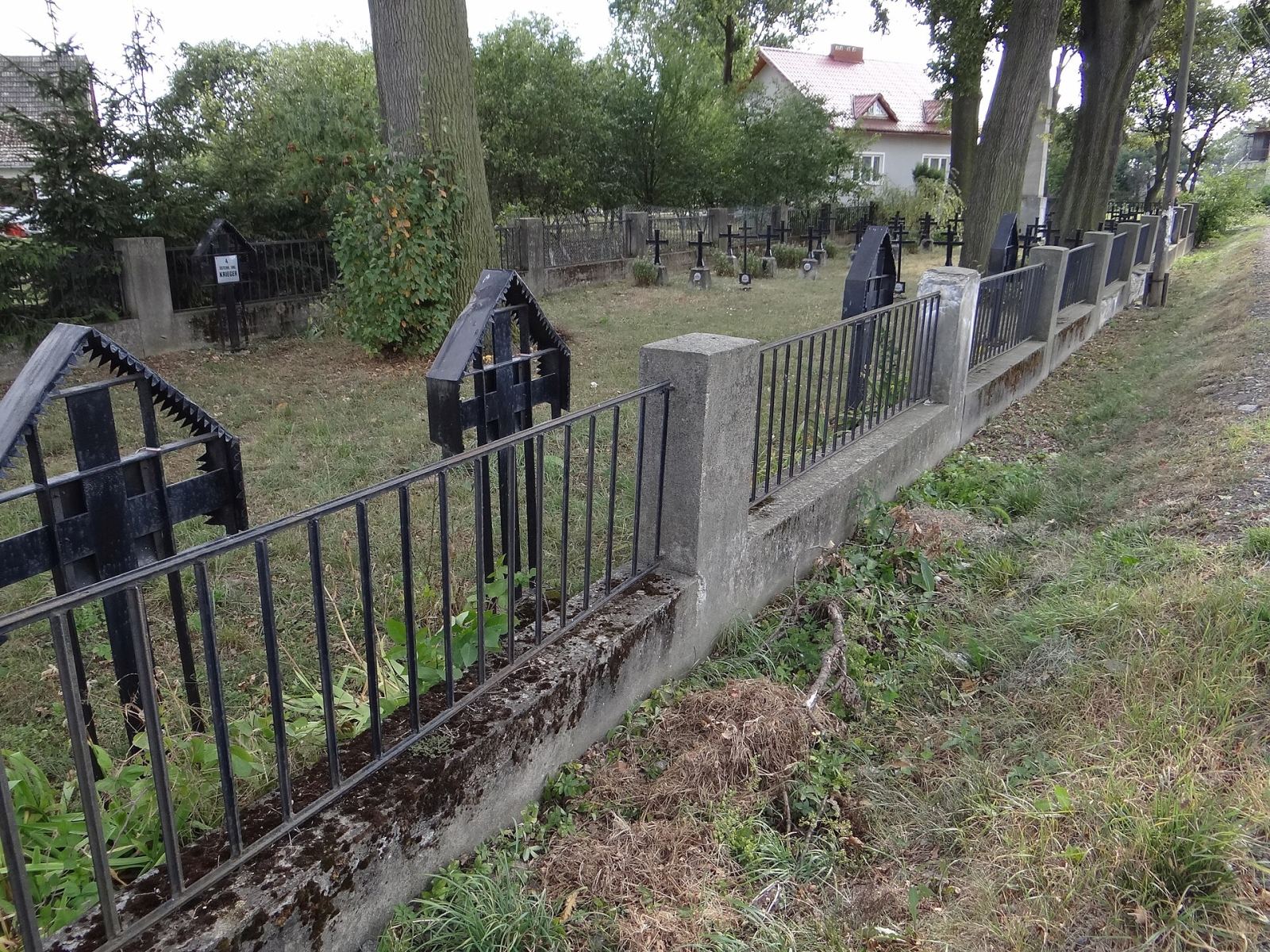 Cmentarz wojenny nr 259 z I wojny światowej, Biskupice Radłowskie