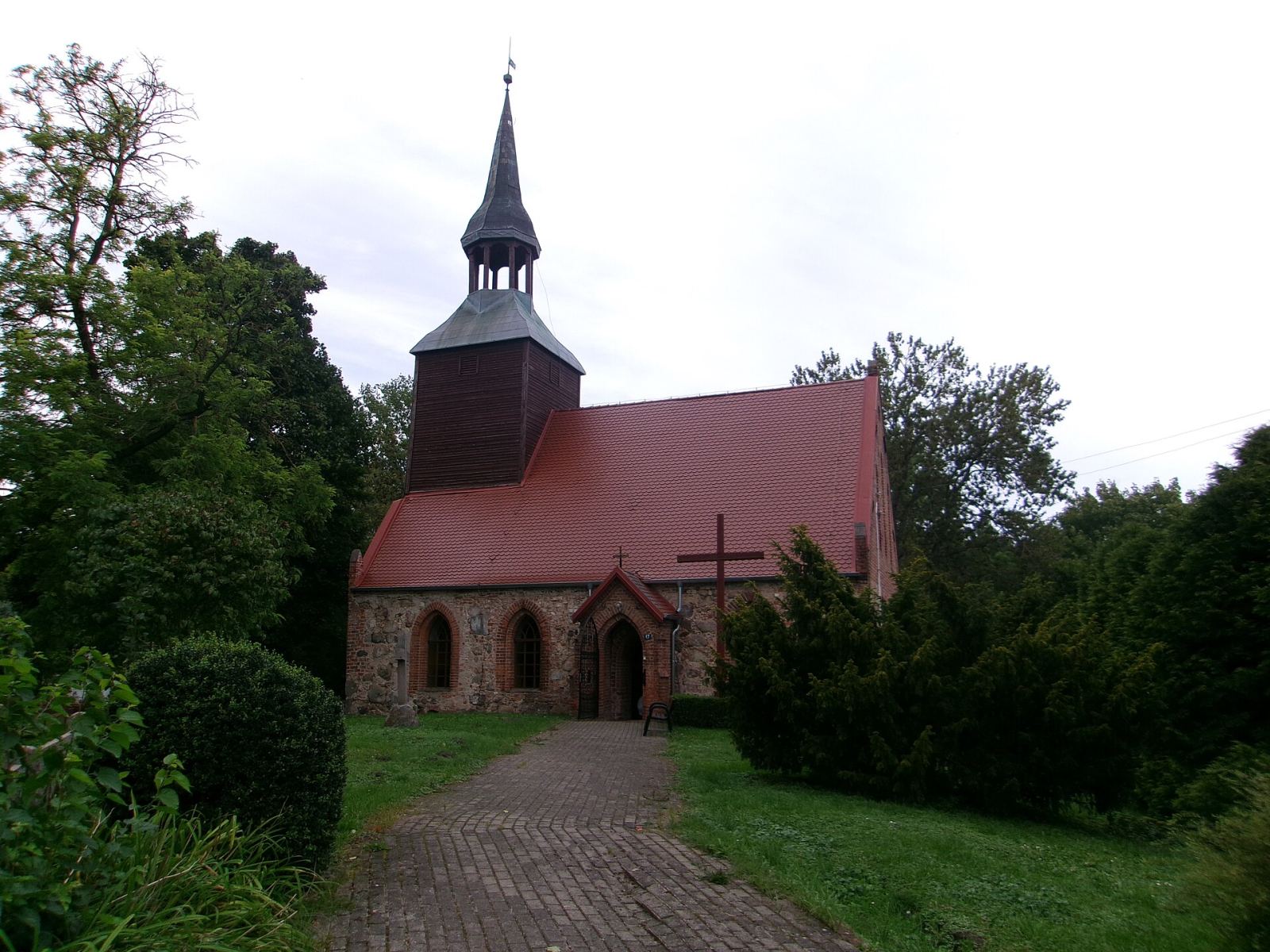 Kościół filialny pw. św. Teresy od Dzieciątka Jezus, Kluki
