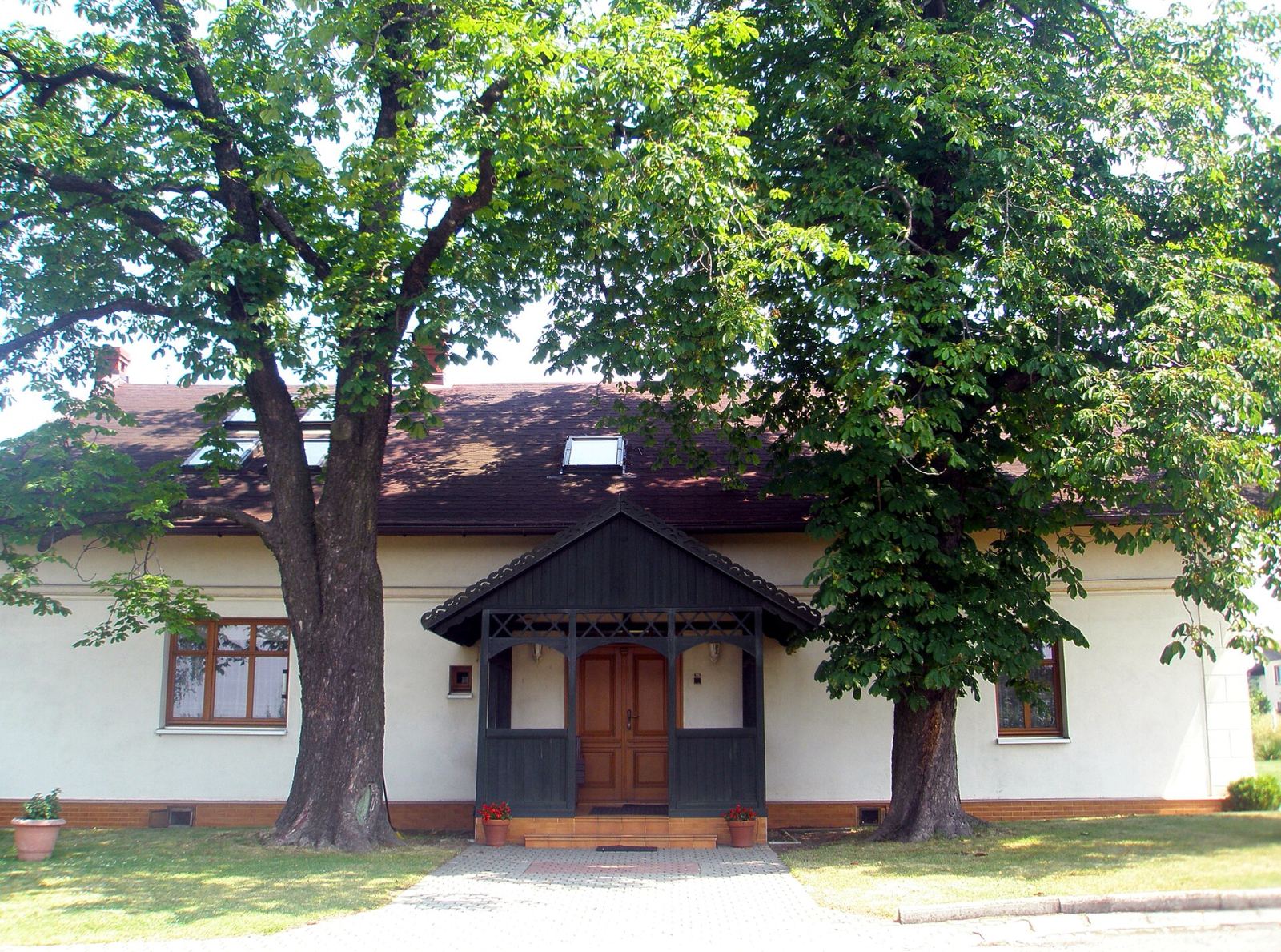 Dom, Świerklany
