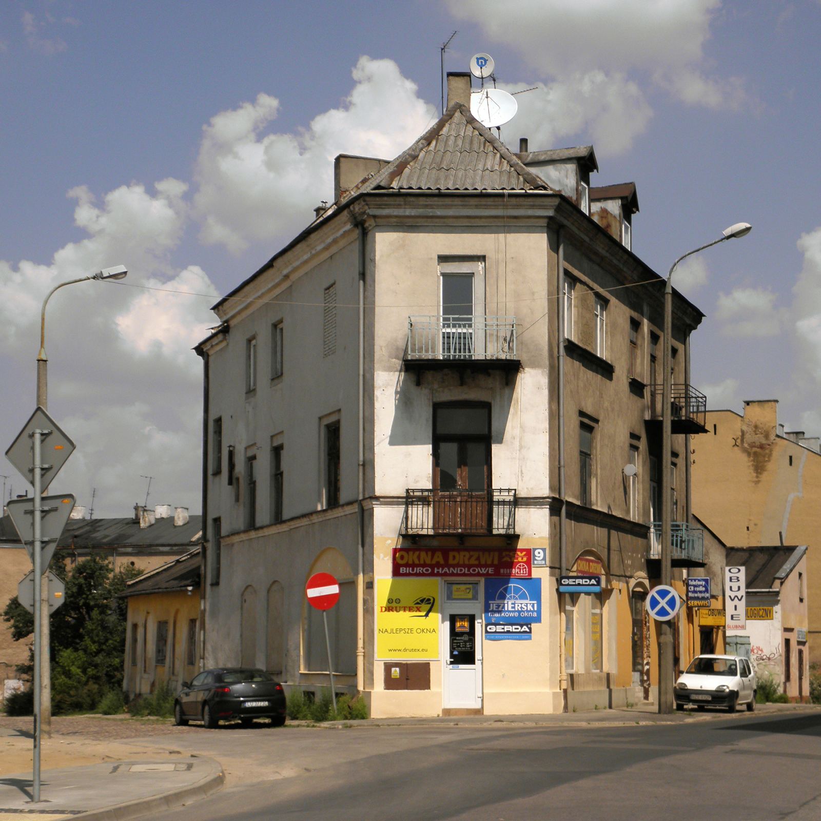 Dom, Radom