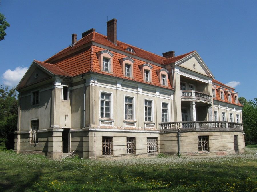 Pałac, Chocicza