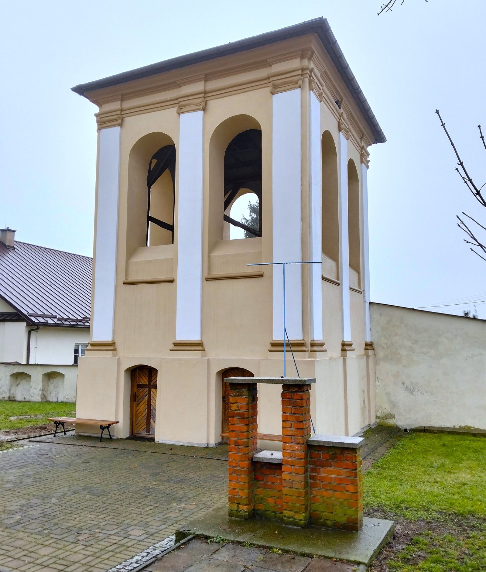 Plebania, Kurów