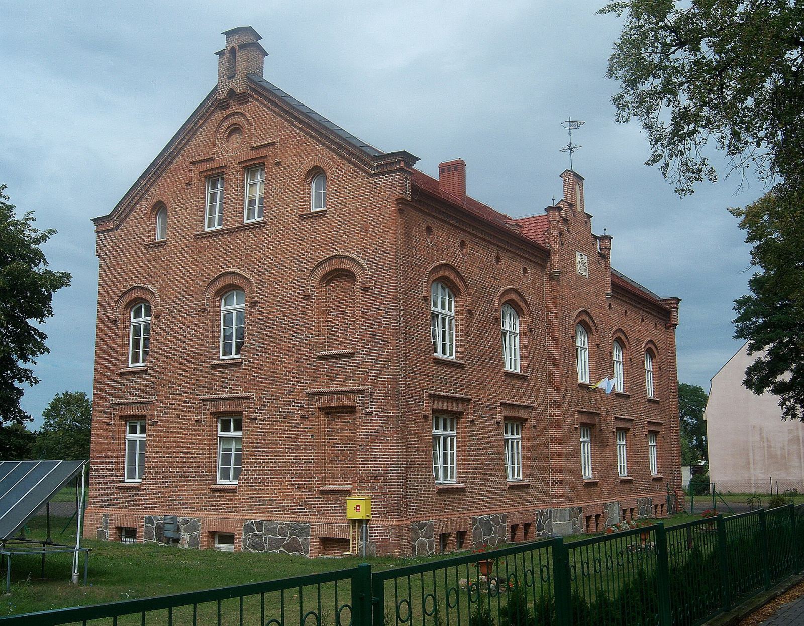 Katolicki dom sierot, Pleszew