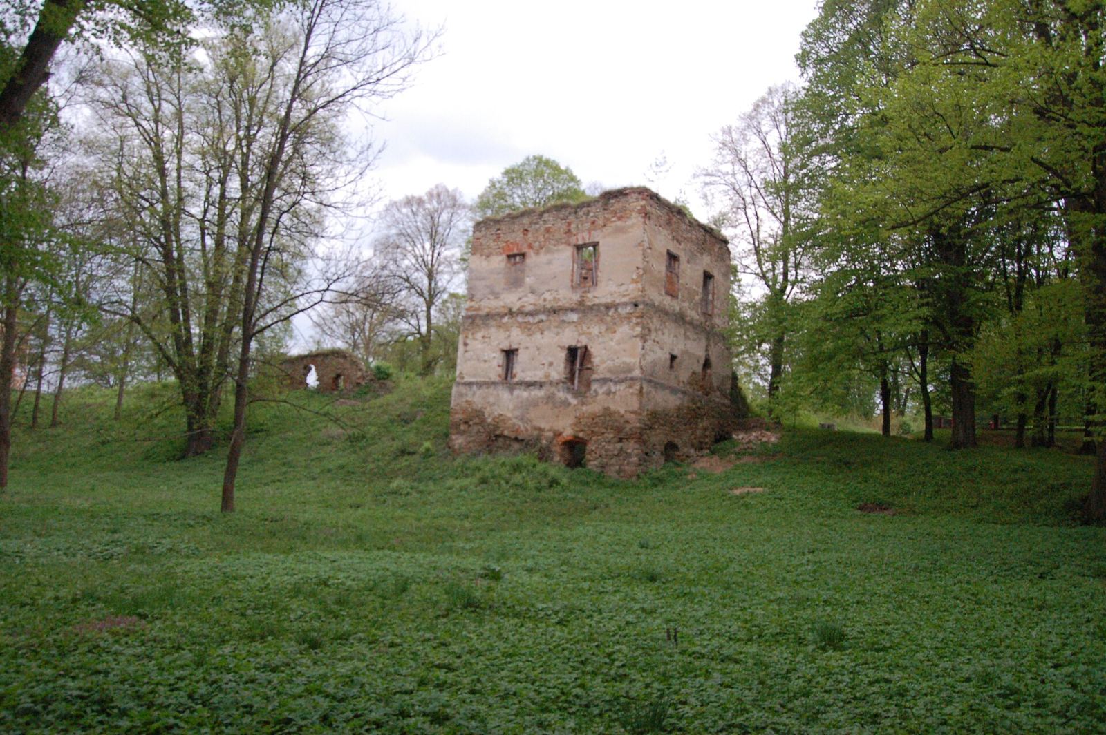 Park, Dąbrówka Starzeńska