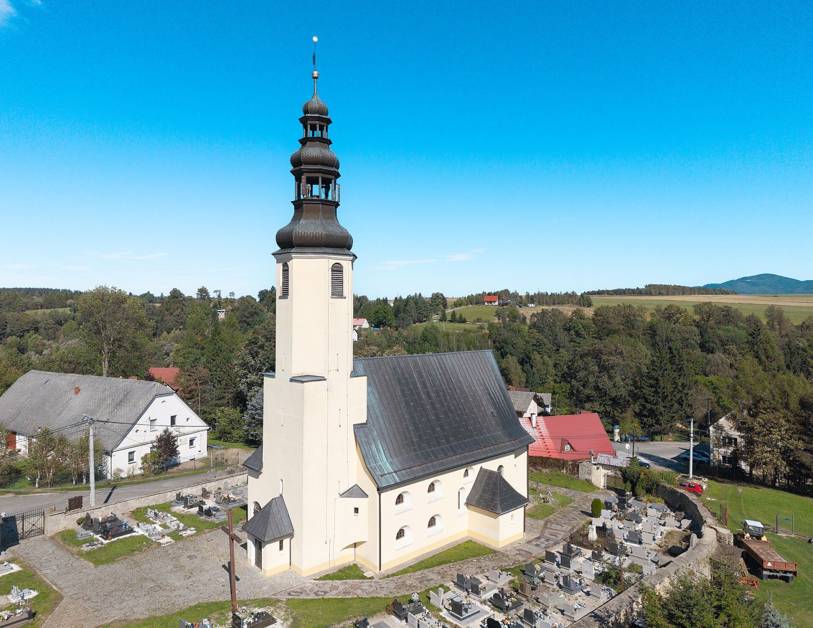 Kościół ewangelicki, ob. rzymskokatolicki parafialny pw. św.św. Piotra i Pawła, Długopole Górne