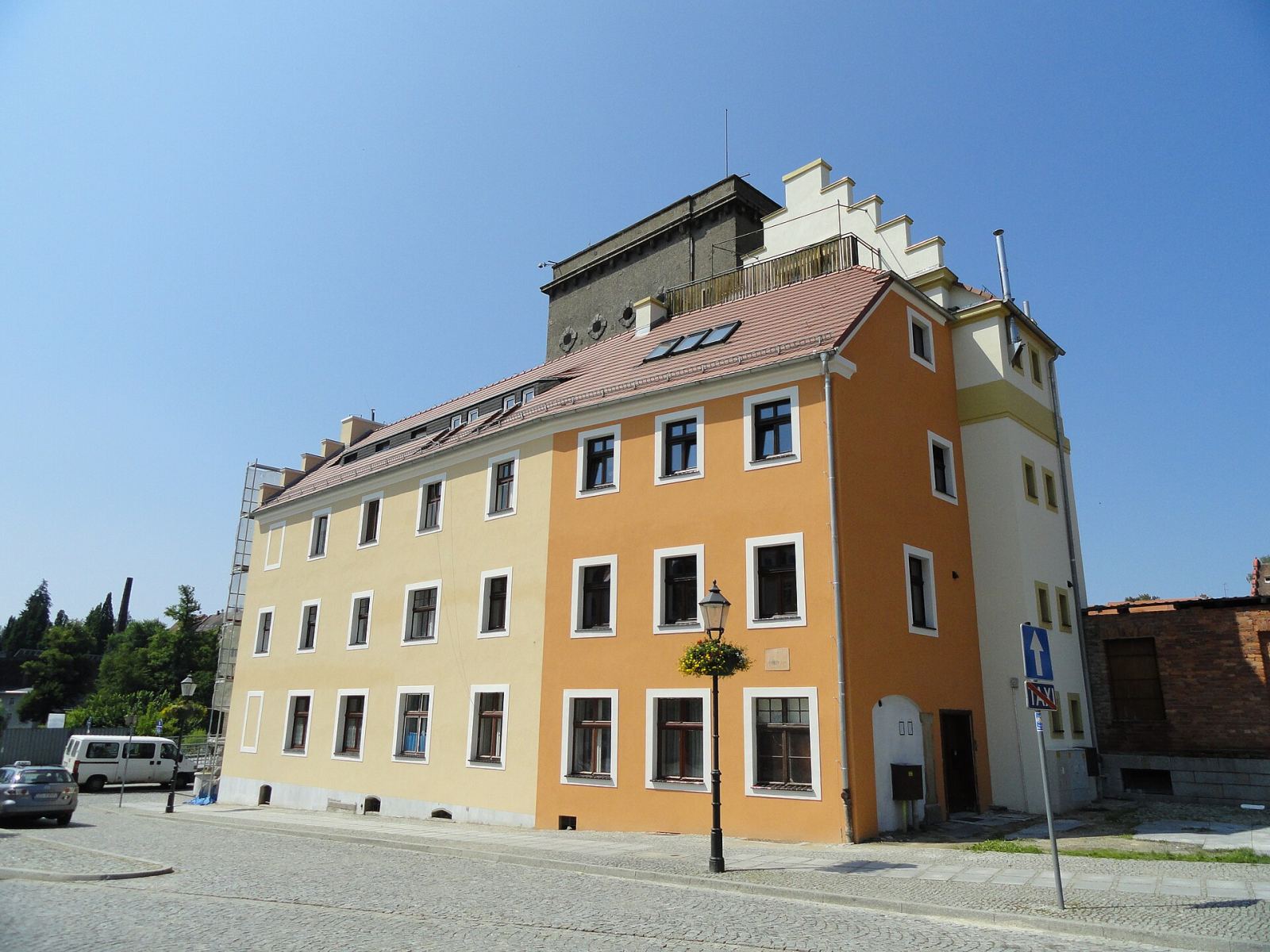 Budynek administracyjny, ob. mieszkalny, Zgorzelec
