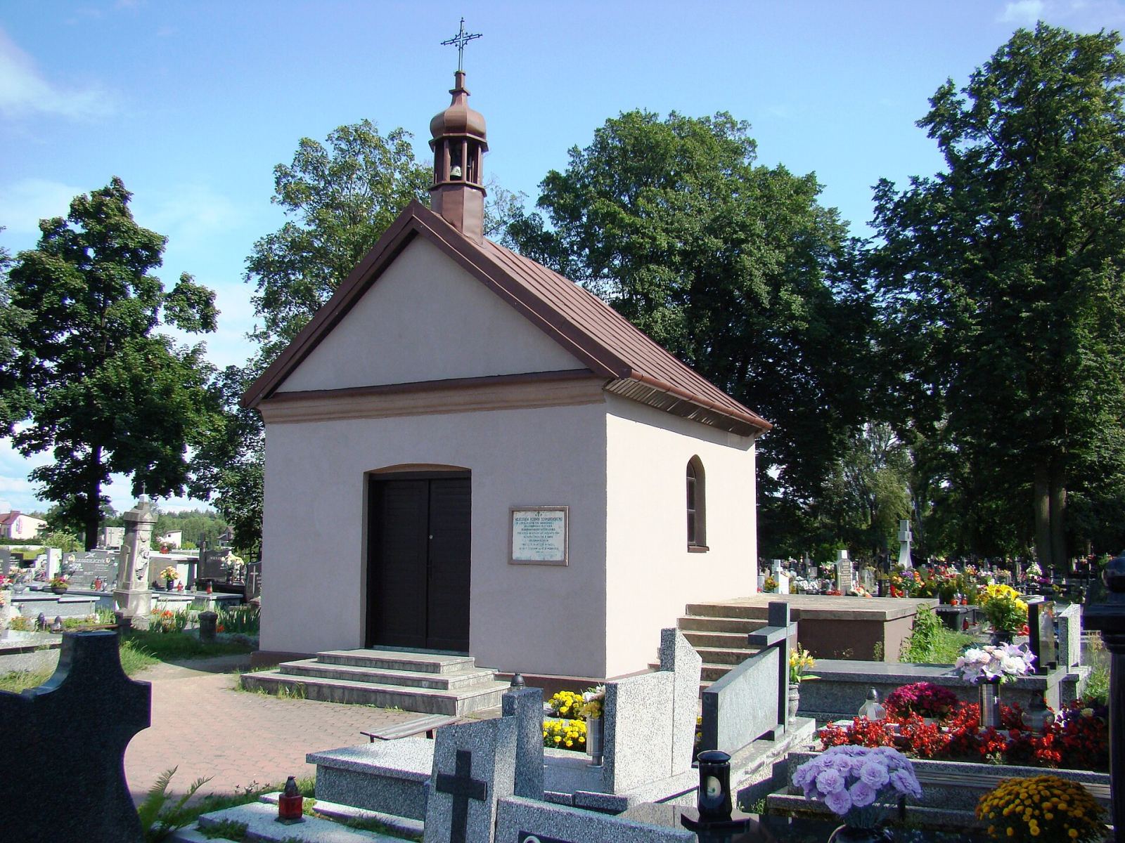 Cmentarz rzymskokatolicki, Konopiska