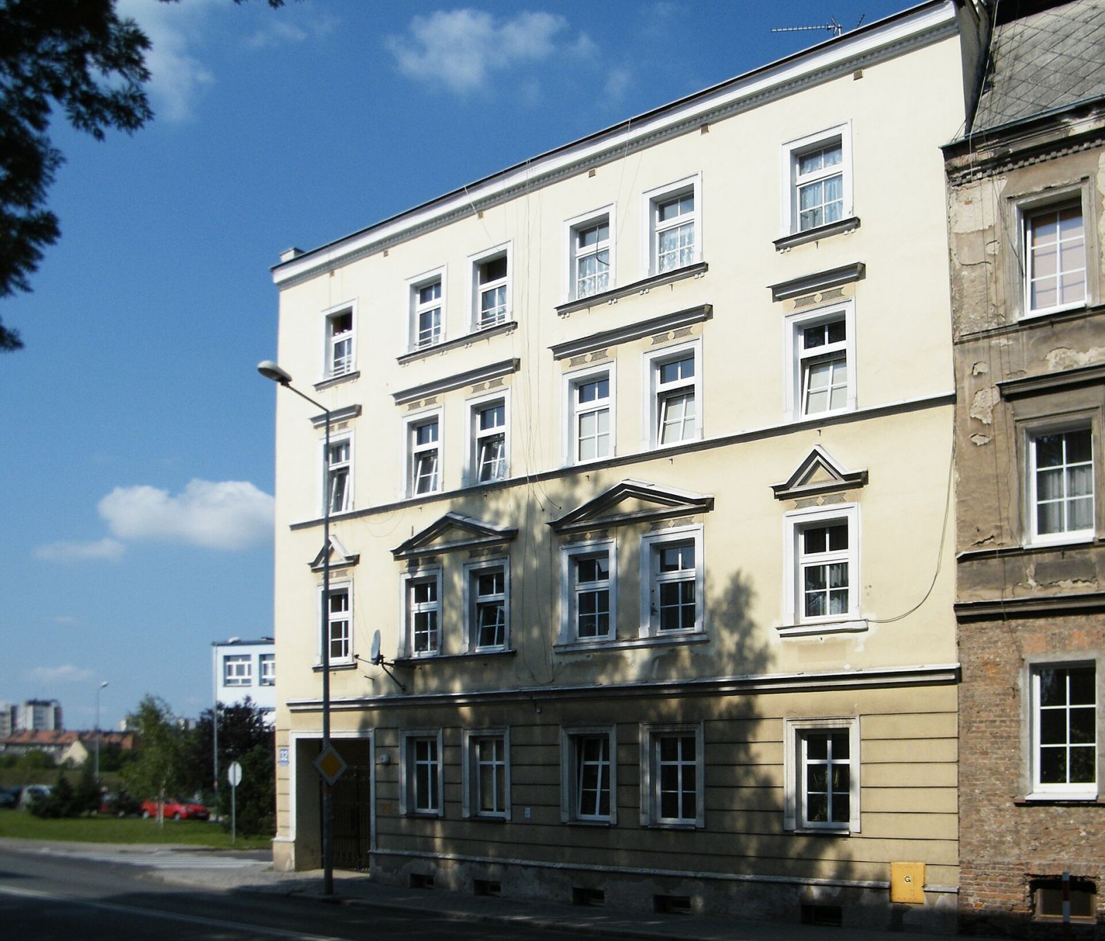 Dom, Opole