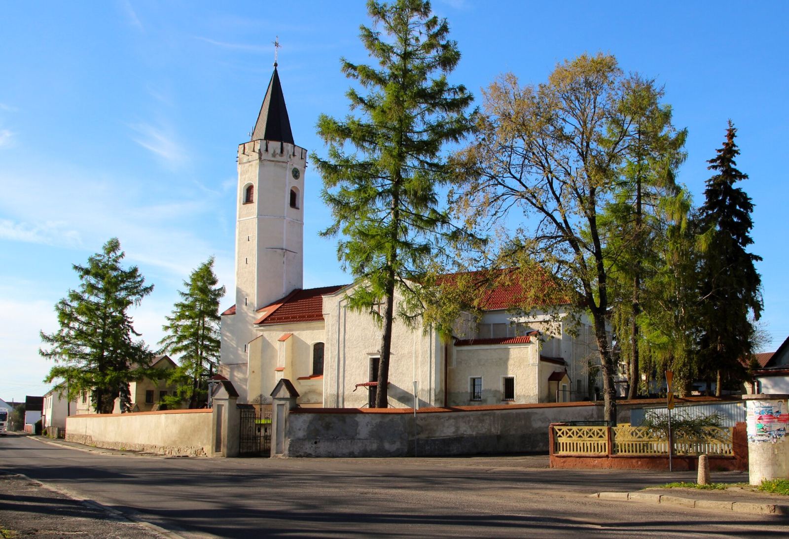 Kościół parafialny pw. św. Jadwigi, Szonów