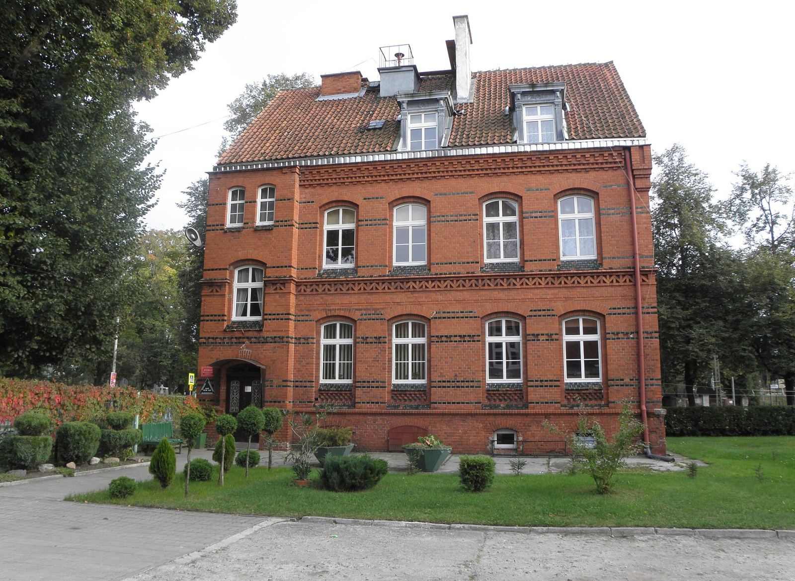 Dom rektora, ob. internat, Biskupiec