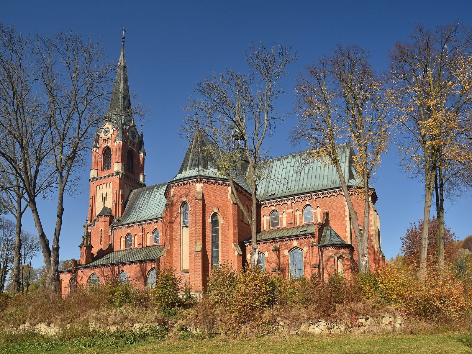Kościół parafialny pw. Narodzenia Najświętszej Marii Panny, Siedliska-Bogusz