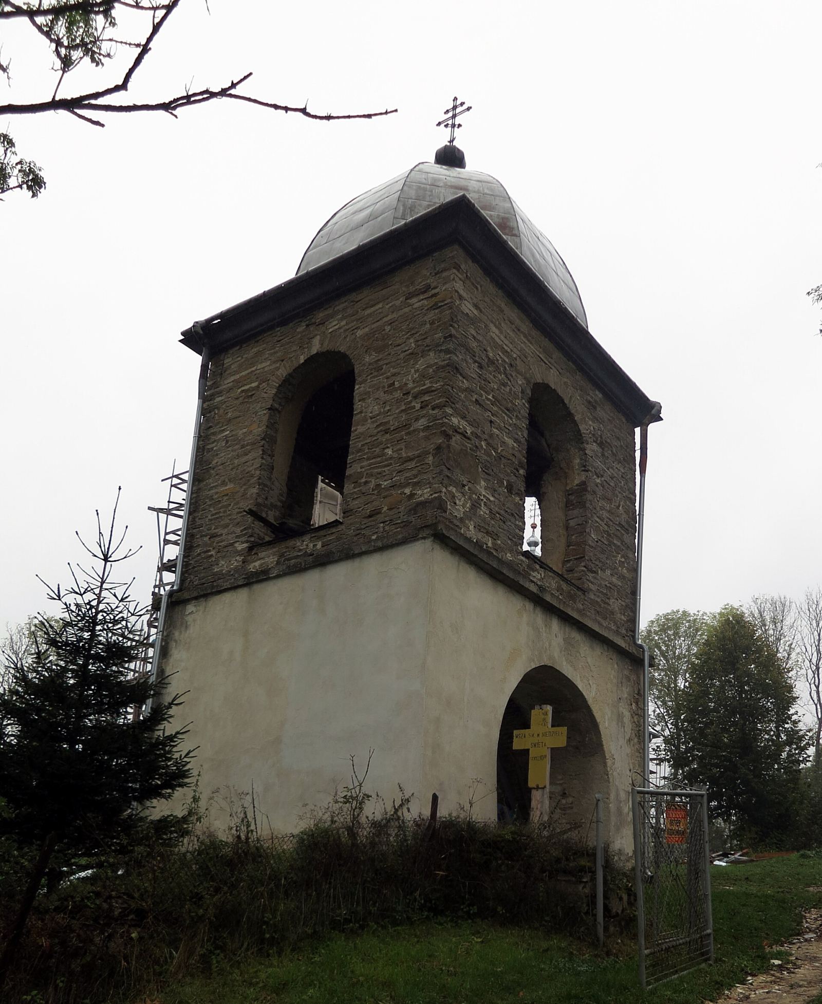 Dzwonnica, Smolnik