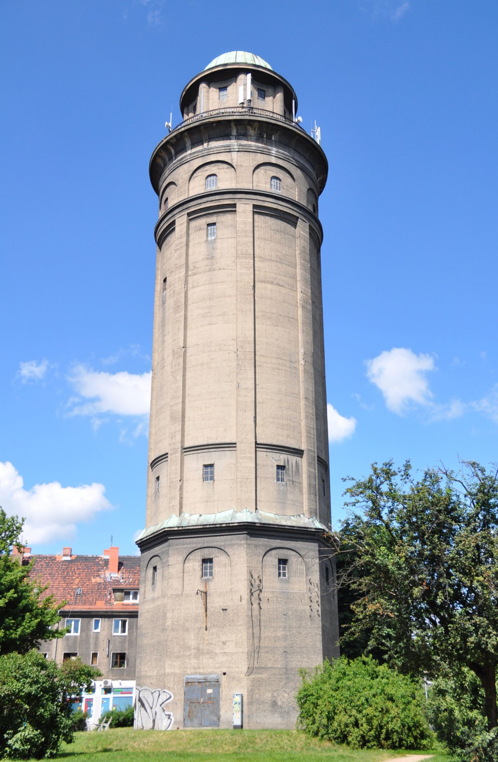 Wodociągowa wieża ciśnień - komunalna, Wrocław