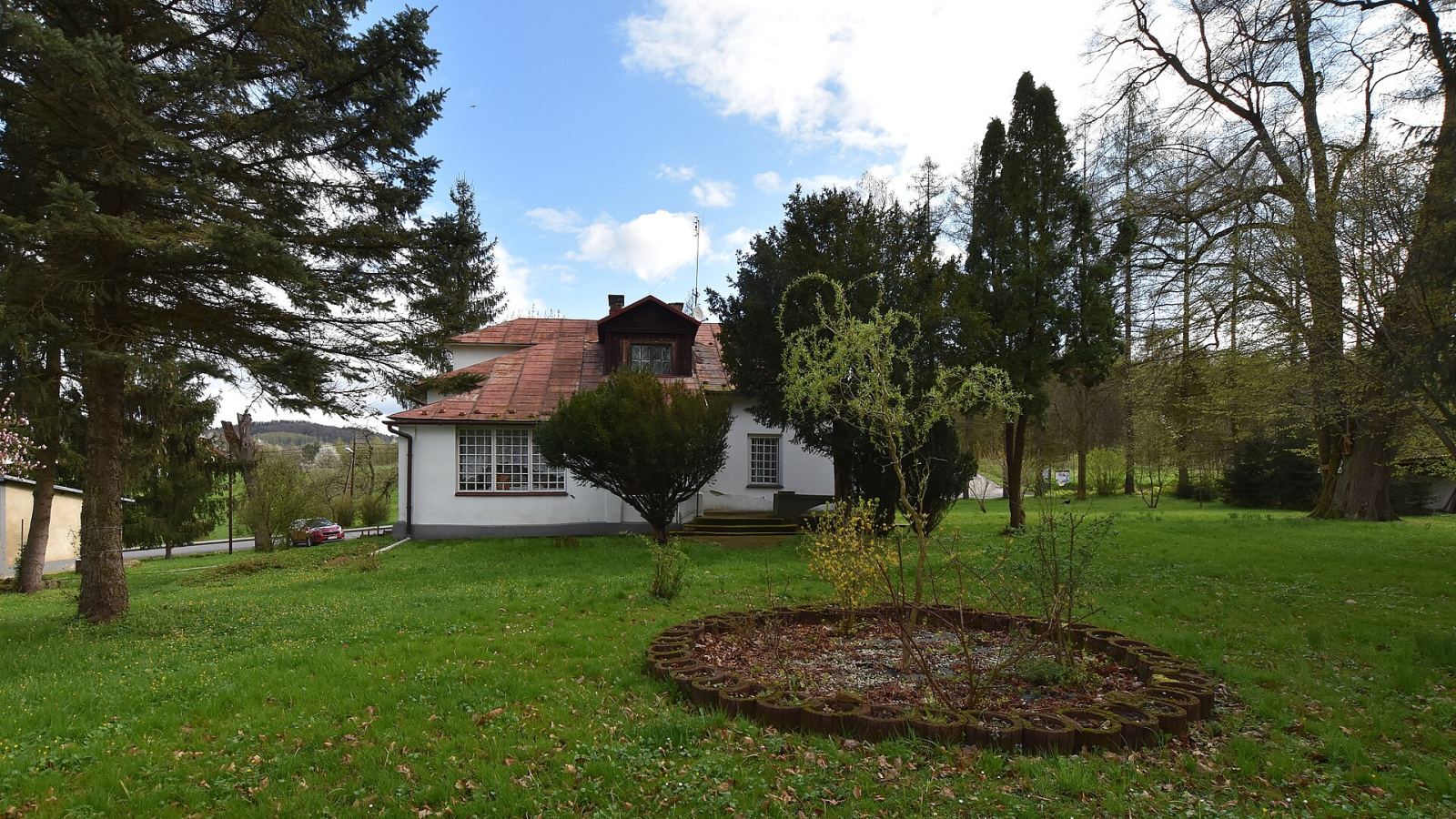 Zespół dworsko-parkowy, Kobyle