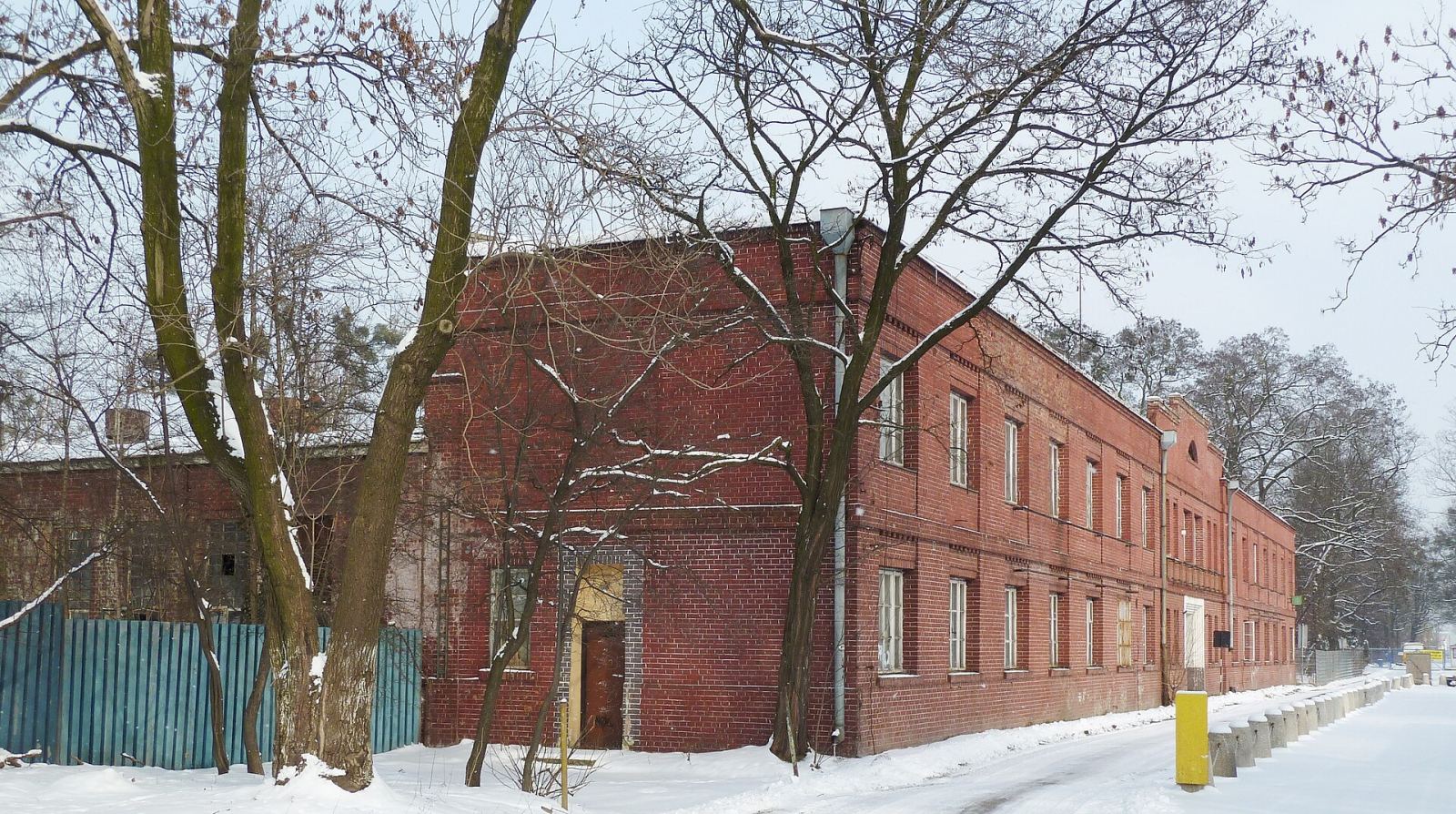 Budynek frontowy hali warsztatów mechanicznych d. Zakładu Mechanicznego Ursus, Warszawa