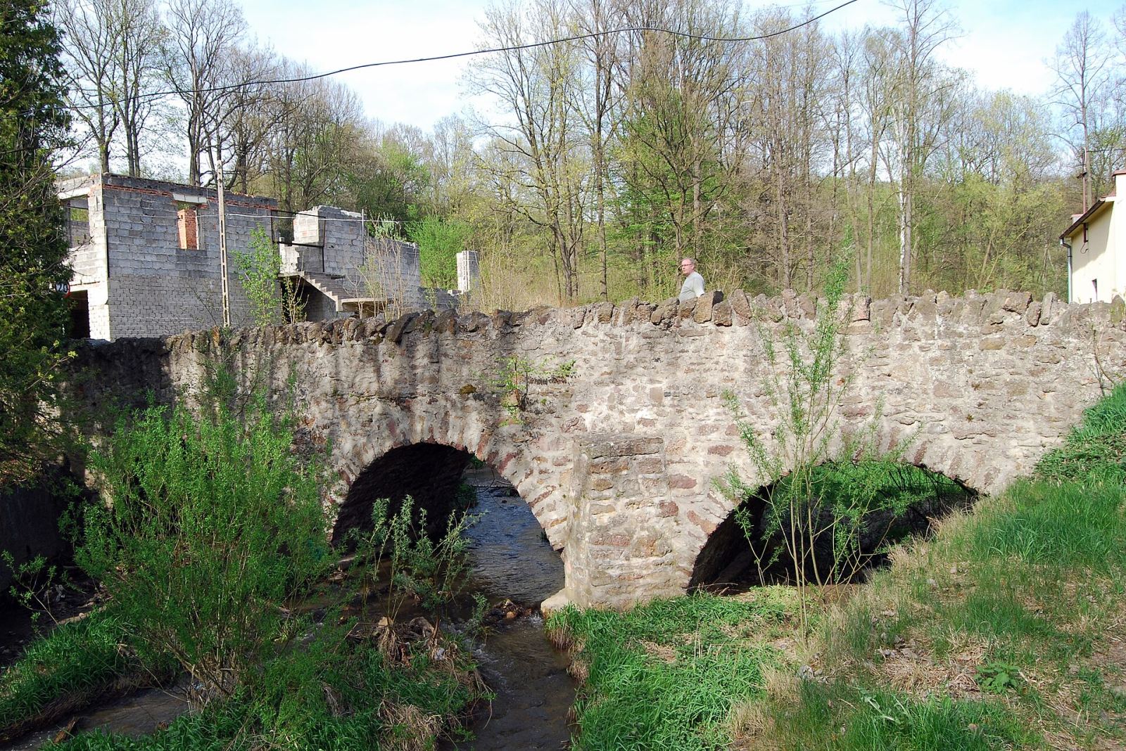 Most, Świerzawa