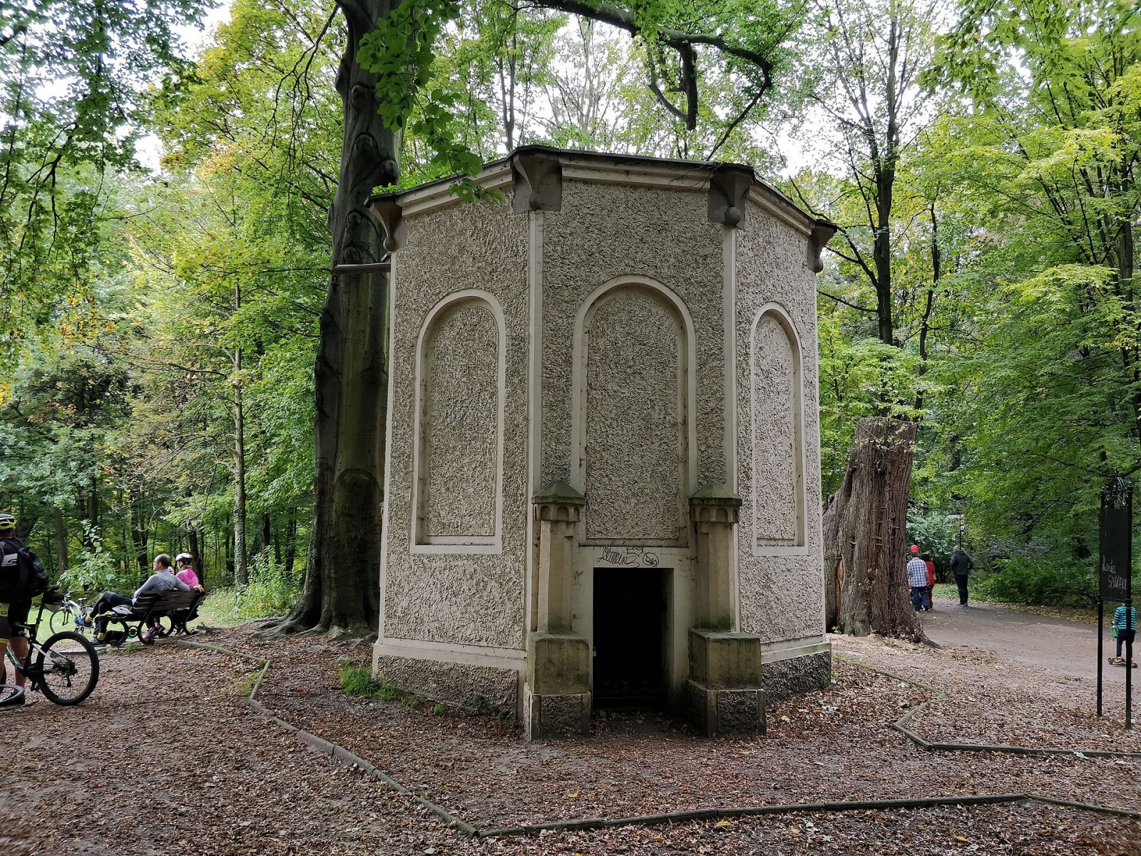 Piwnica lodowa z wieżą widokową, Pszczyna