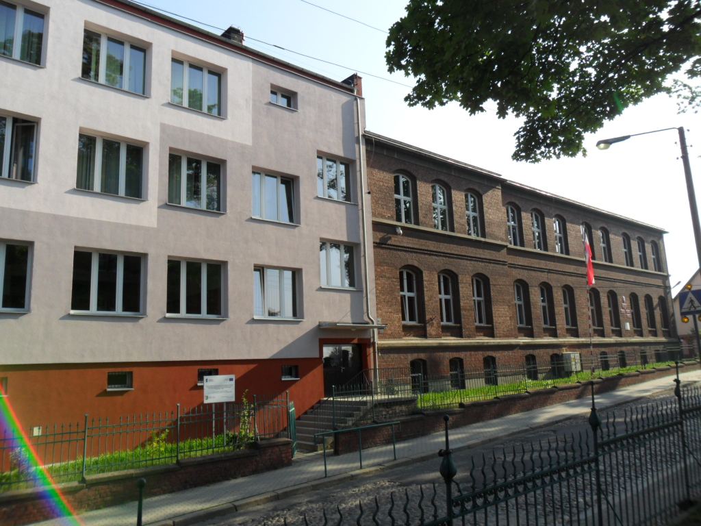 Dom, Gubin