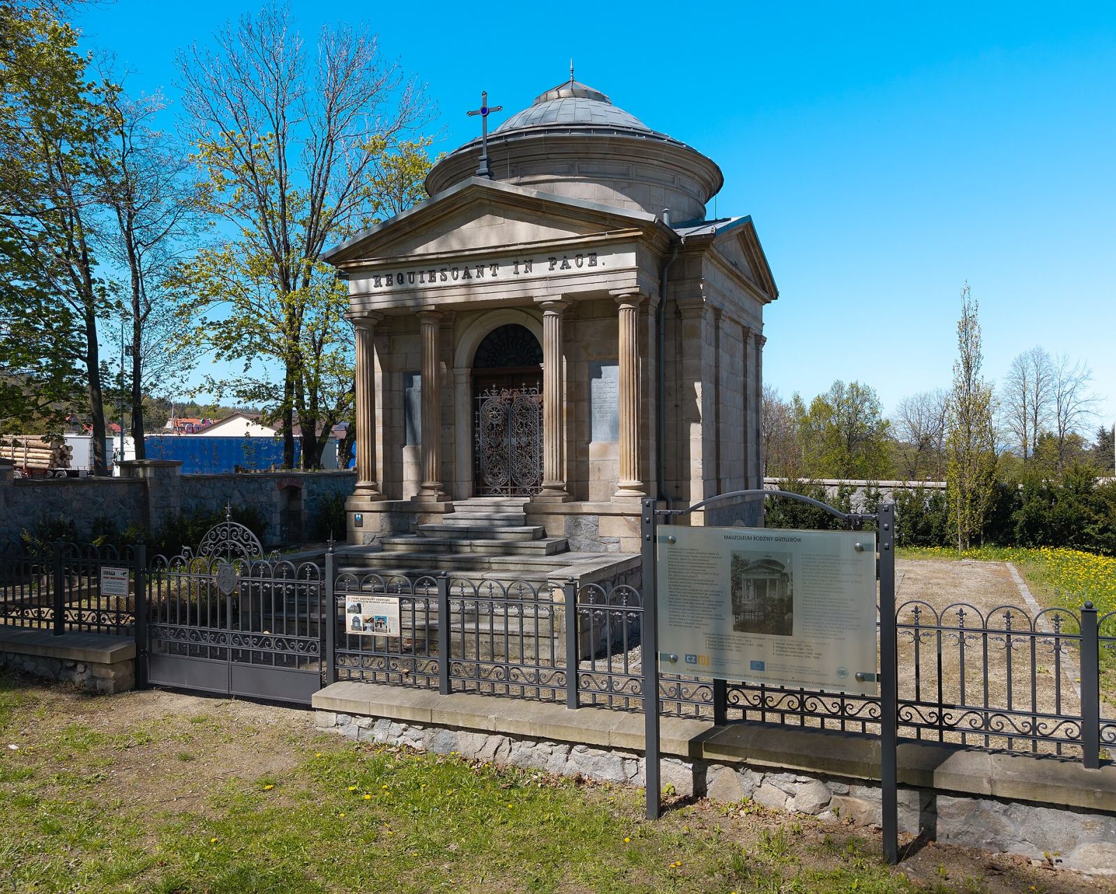 Mauzoleum rodziny Guttlerów, Złoty Stok