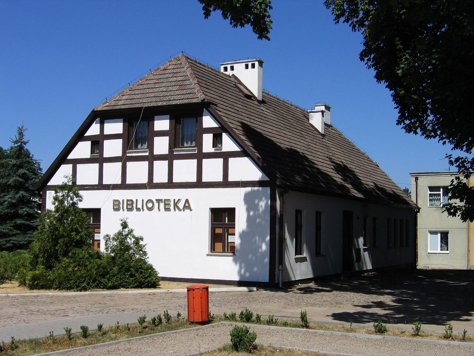 Organistówka, ob. biblioteka, Recz