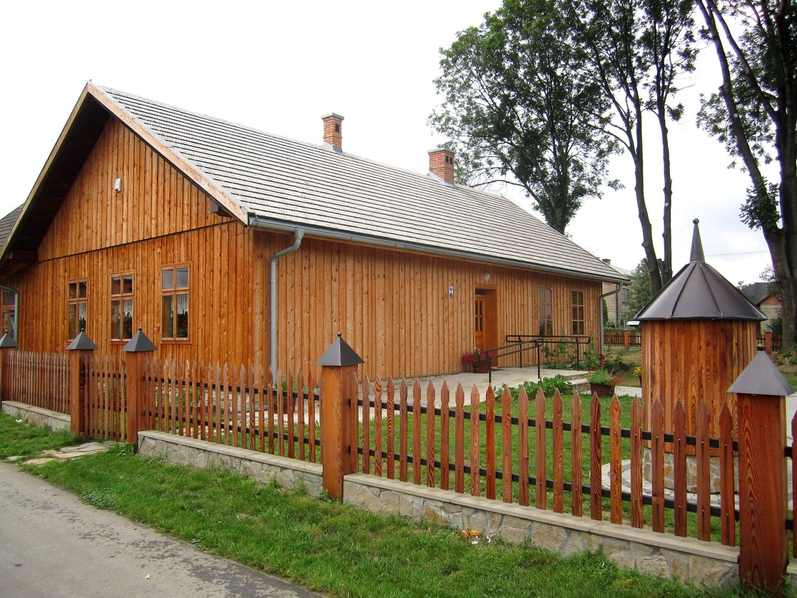 Szkoła ludowa, Żarnowiec