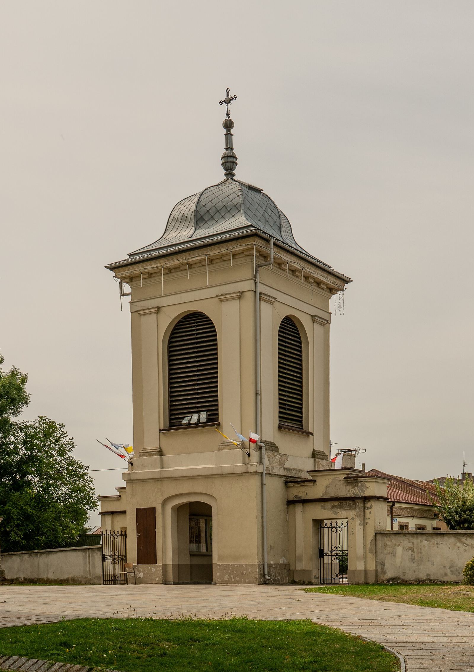 Dzwonnica, Pierzchnica