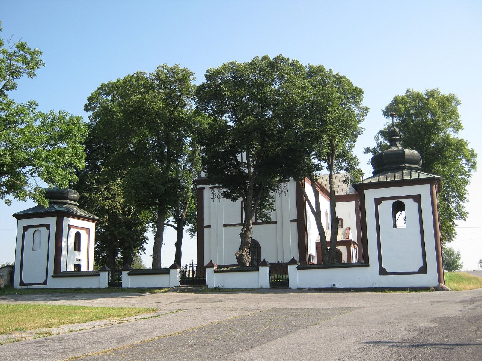 Kościół parafialny pw. św. Jana Chrzciciela, Przyłęk