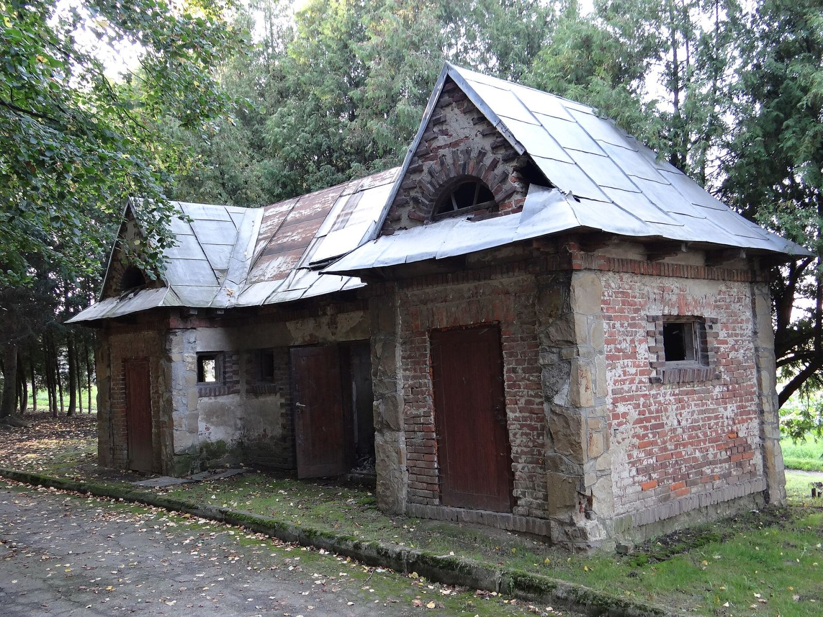 Budynek gospodarczy, Gać