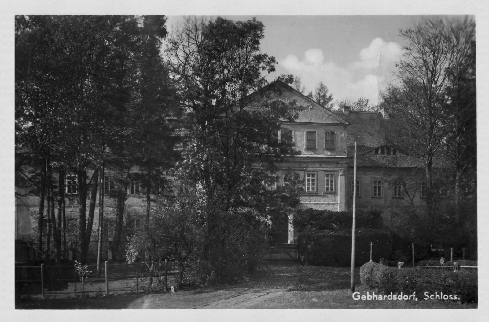 Pałac, Giebułtów
