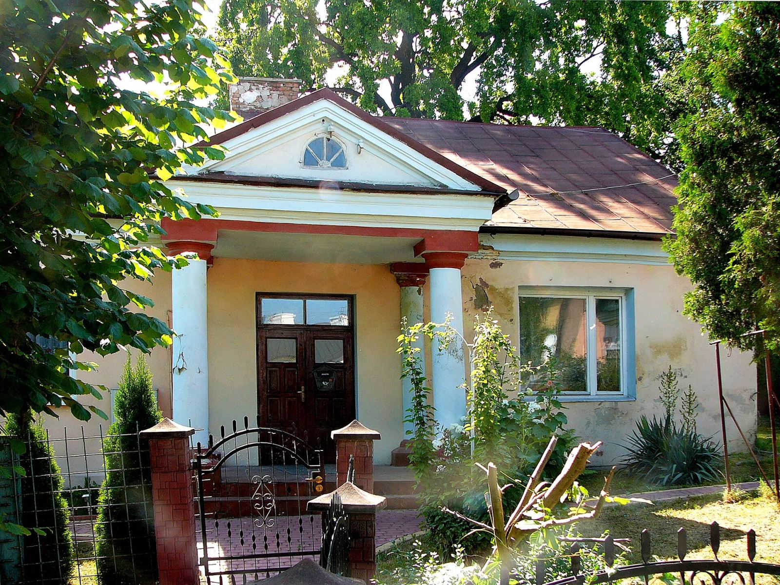 Dworek, Hrubieszów