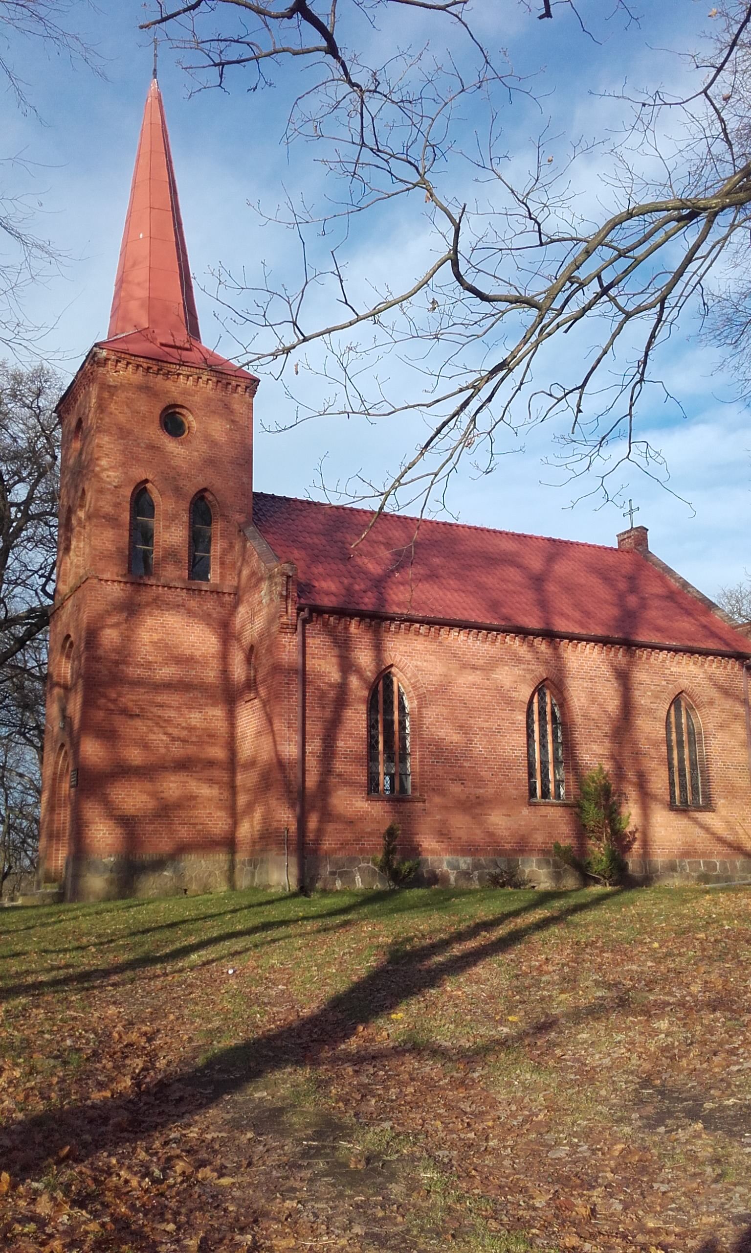Kościół ewangelicki, ob. katolicki pw. Matki Boskiej Częstochowskiej, Stradzewo